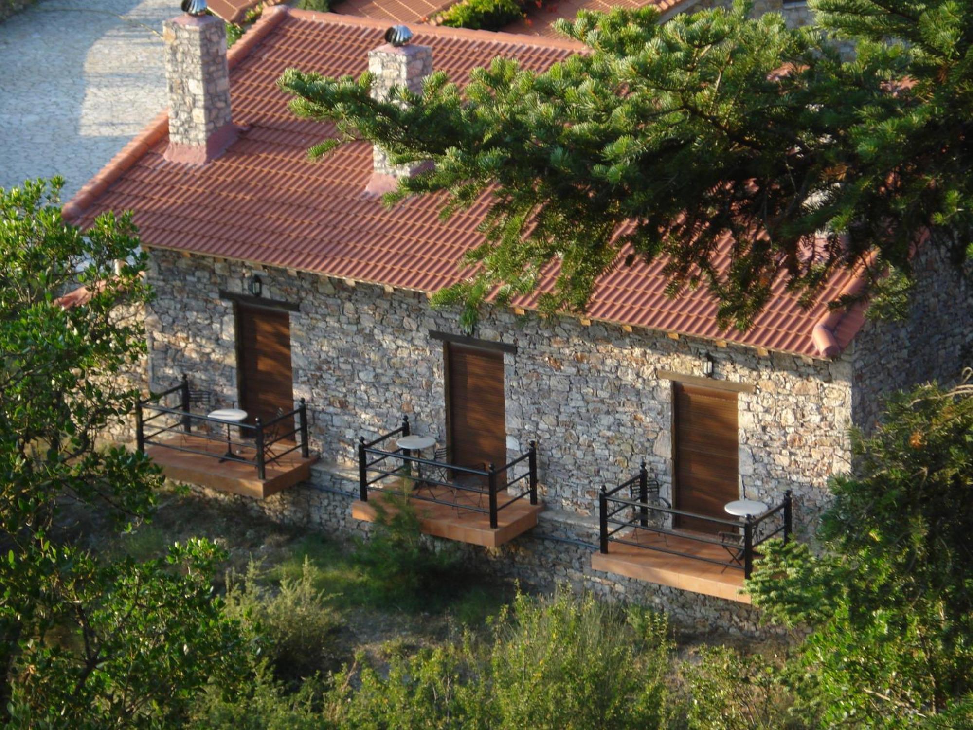 Georgio'S V Chalet Kalavrita Exterior foto